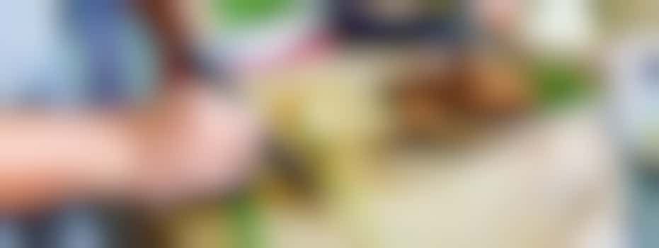 Ben jij die man die samen kookt of wandelt met mevrouw 55+?