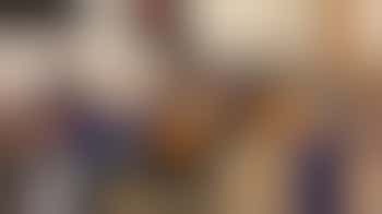 Chat Central: Festive Jingle Mingle