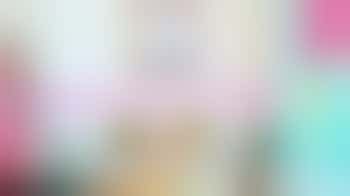 Volunteer shop assistant