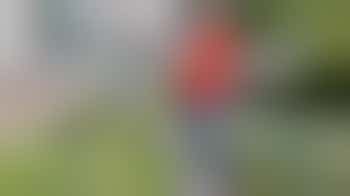 Medewerker moestuin in Huizen voor de Voedselbank Gooi en Omstreken