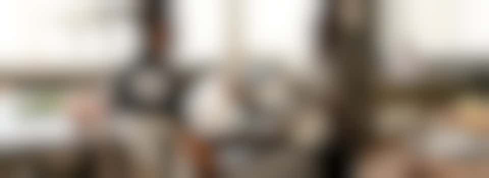 Wie wil zijn of haar kennis van de Nederlandse taal overdragen bij ons Taalcafe