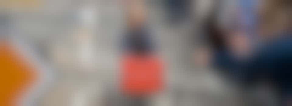 Verkeersles vrijwilliger bij ANWB Verkeersplein opening - Schagen Noord-Holland