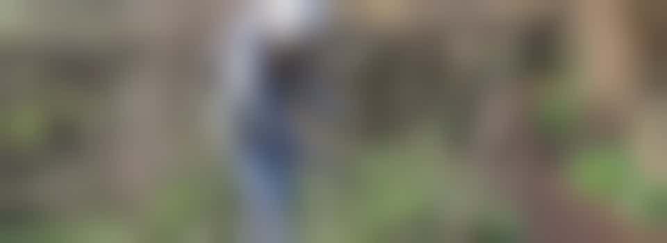 Friday Garden Club volunteer