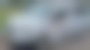 Met de sponsorauto cliënten ophalen voor dagbesteding!