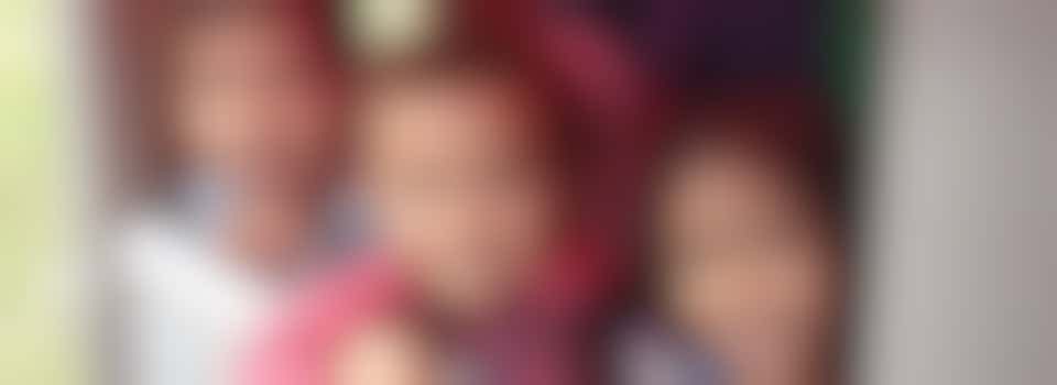 Dounia komt amper buiten met haar vier kinderen. Ga jij mee naar de speeltuin?