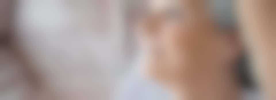 Houd jij mevrouw een aantal uurtjes gezelschap?