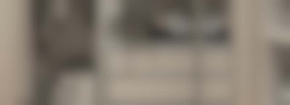 Ben jij die handige persoon die 2 kasten in elkaar kan zetten voor oudere dame?