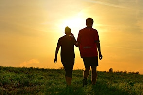 Samen wandelen door het mooie Scharwoude en genieten van de zonsopkomst?