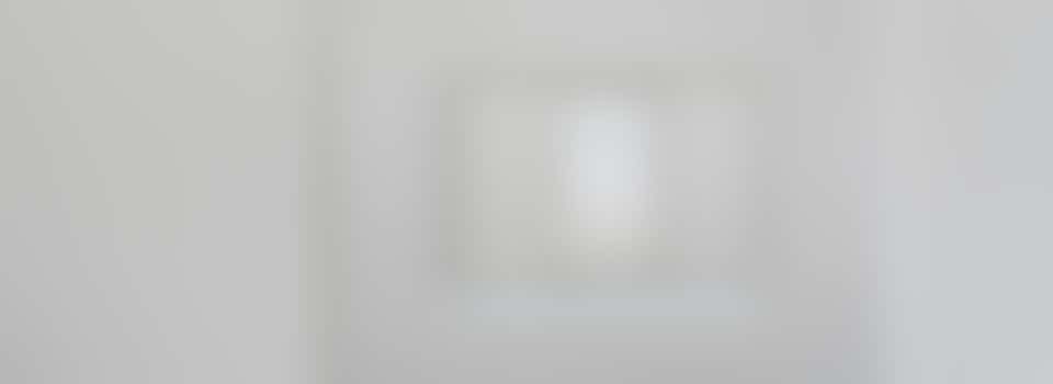 Help mevrouw zodat ze de lampen weer aan en uit kan doen!