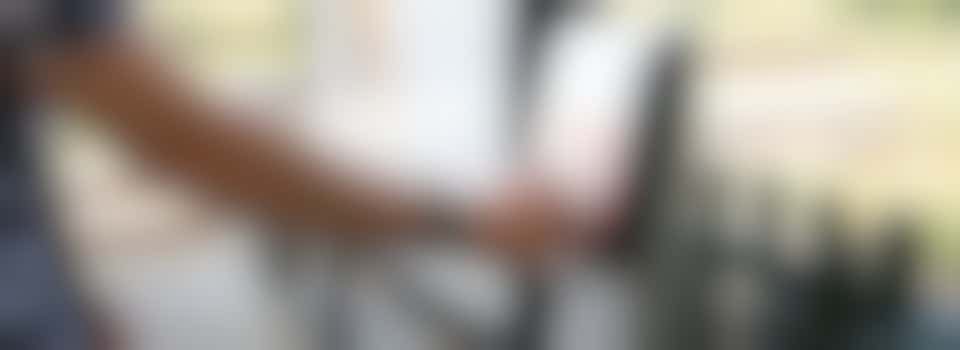 2 tieners willen leren reizen tussen school en huis